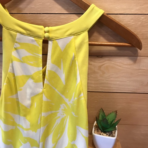Banana Republic Yellow Floral Women’s Top - Picture 4 of 4